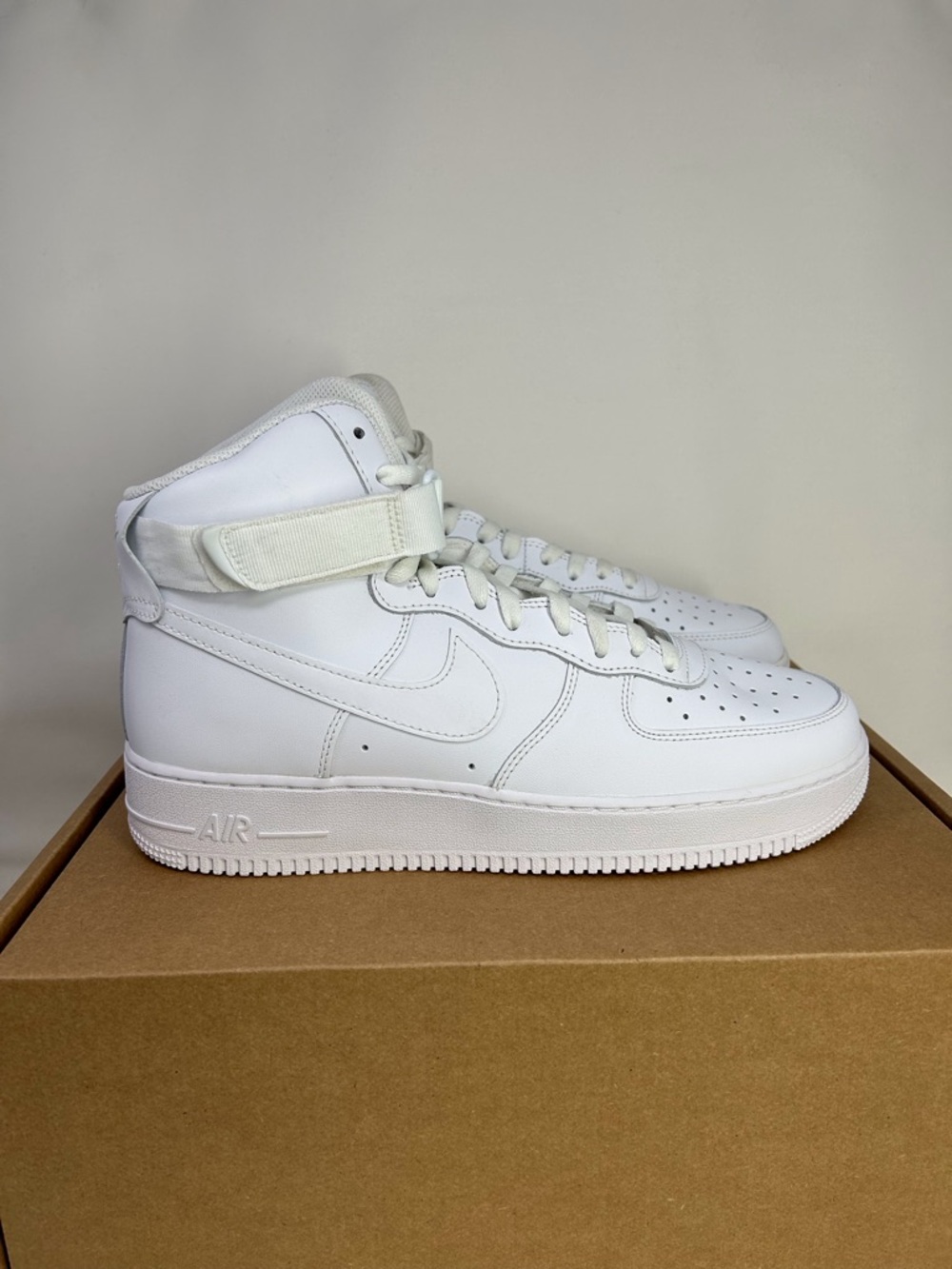 Nike Air Force 1 High 'Triple White' Size 12